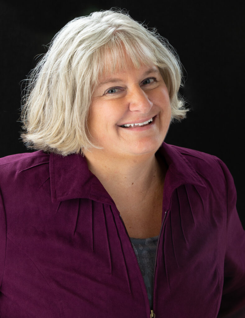 Lisa Bopp, Business Coach, professional headshot